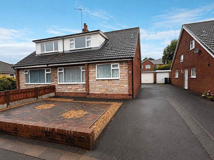 4 Bedroom Semi Detached House For Sale In Clanfield, Fulwood, Preston, Lancashire, PR2