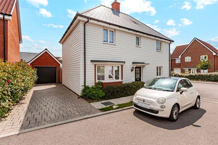 4 Bedroom Detached House For Sale In Evans Drive, Runwell, Wickford, Essex, SS11
