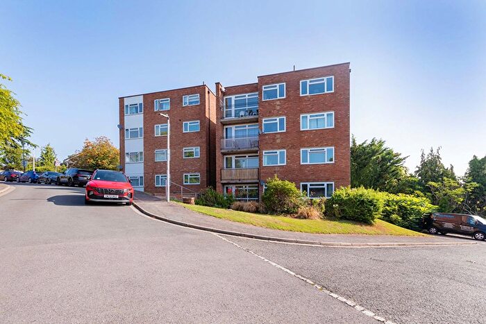 2 Bedroom Flat To Rent In Croxley Rise, Maidenhead, SL6