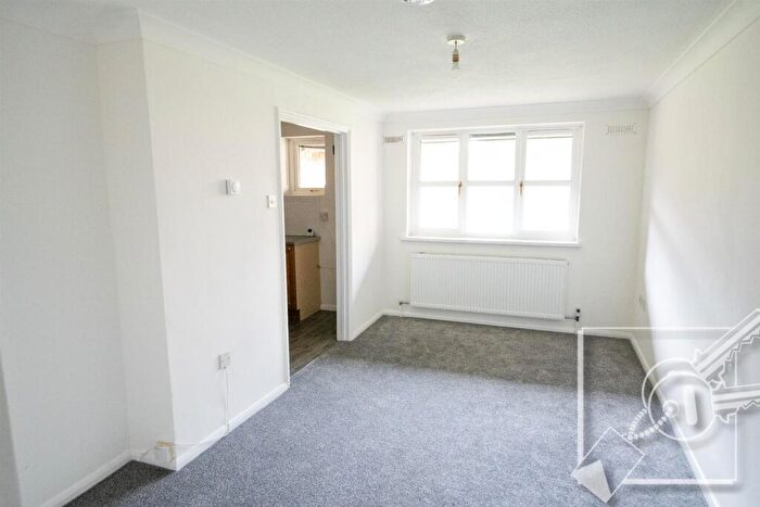 1 Bedroom House For Sale In St James Oaks, Trafalgar Road, Gravesend, DA11