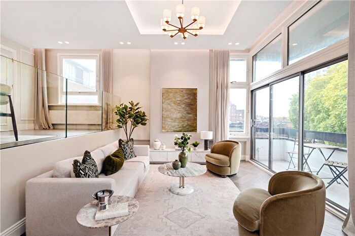 2 Bedroom Flat For Sale In The Water Gardens, Hyde Park, W2