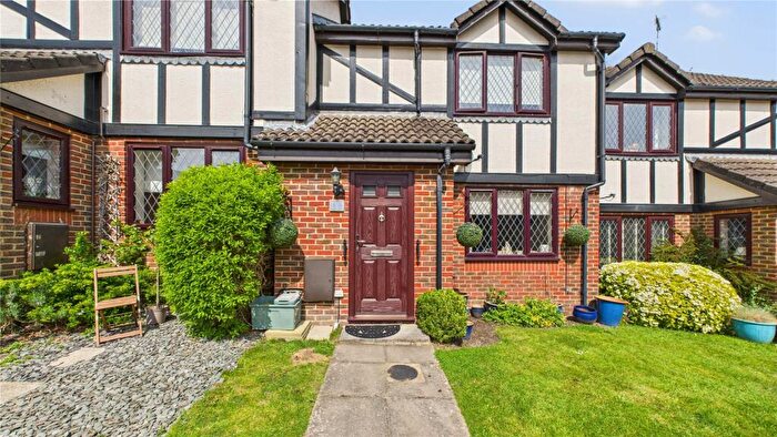 2 Bedroom Retirement Property For Sale In Fromow Gardens, Windlesham, Surrey, GU20