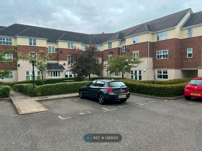 2 Bedroom Flat To Rent In Merlin Close, Chafford Hundred, Grays, RM16