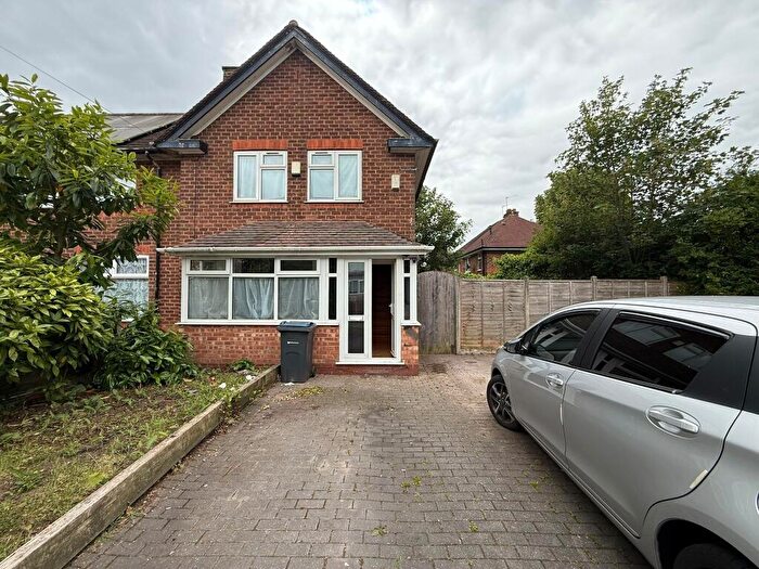 2 Bedroom Semi-Detached House To Rent In Elsworth Grove, Birmingham, B25