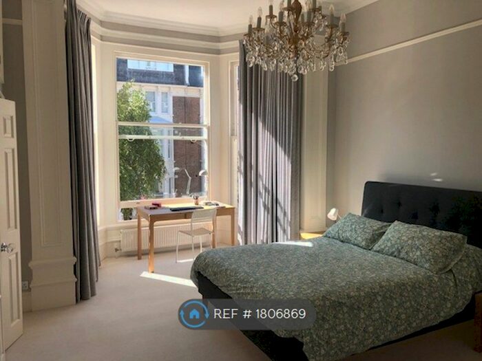 3 Bedroom Flat To Rent In Randolph Crescent, London, W9
