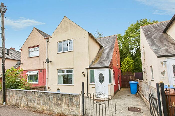 3 Bedroom Semi-Detached House For Sale In Mackenzie Street, Derby, DE22