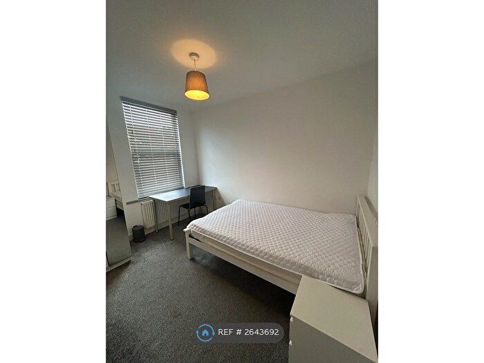 6 Bedroom Terraced House To Rent In Garnier Street, Portsmouth, PO1