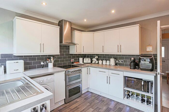3 Bedroom Terraced House For Sale In Stanks Lane North, Leeds, LS14