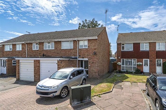 3 Bedroom End Of Terrace House For Sale In Taw Close, Worthing, West Sussex, BN13
