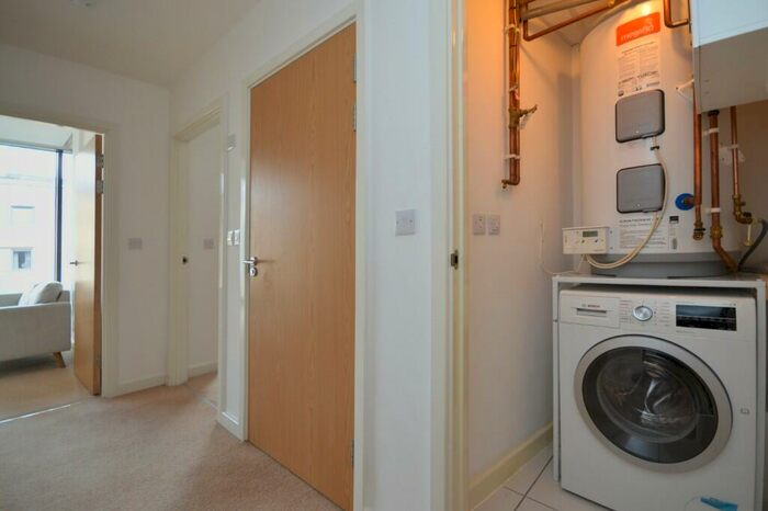 1 Bedroom Apartment To Rent In Canons Way, Bristol, BS1