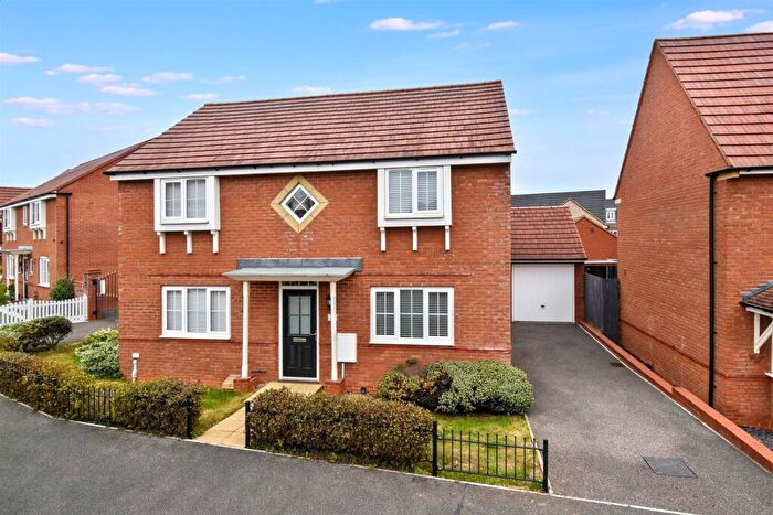 4 Bedroom Detached House For Sale In Livingstone Road, Corby, NN18