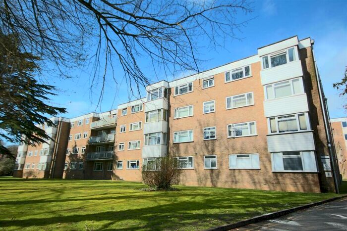 1 Bedroom Flat To Rent In The Priory, London Road, Brighton, BN1