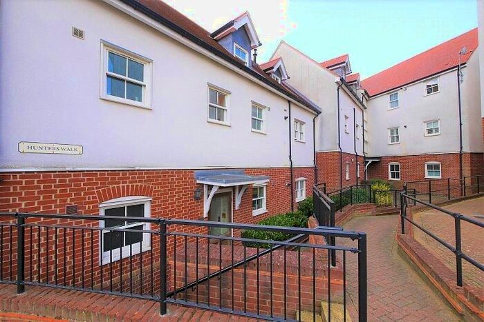 1 Bedroom Apartment To Rent In Hunters Walk, Brentwood, CM14