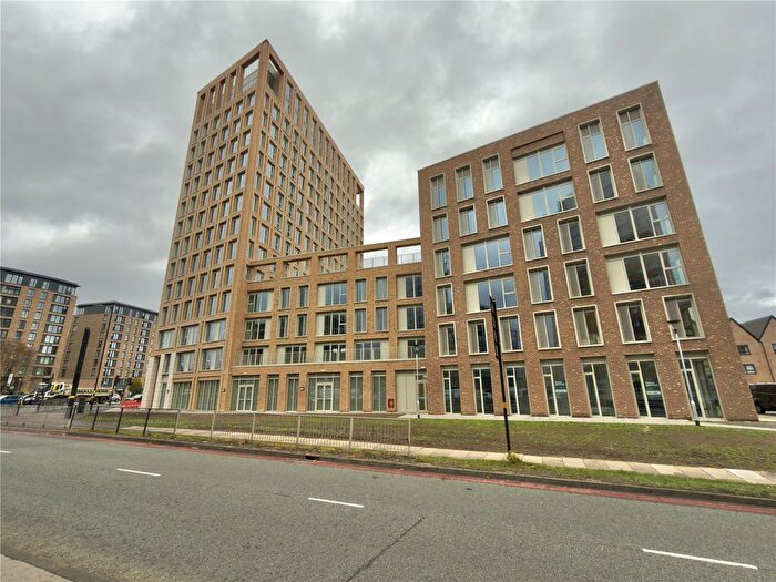 1 Bedroom Flat To Rent In Boulevard Plaza, A Bristol Street, Birmingham, B5