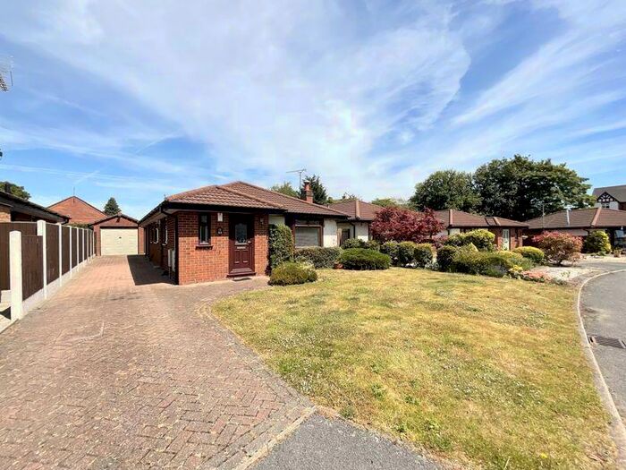 3 Bedroom Detached Bungalow To Rent In The Beeches, Nantwich, CW5