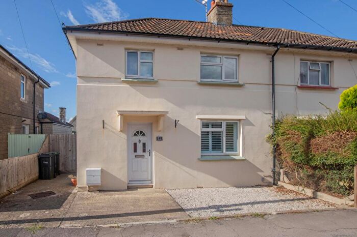 3 Bedroom Semi-Detached House For Sale In Athelstan Road, Malmesbury, SN16