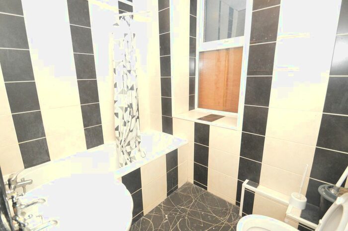 3 Bedroom Maisonette To Rent In Rectory Place, Bensham, Gateshead, NE8