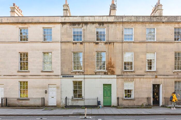 1 Bedroom Flat For Sale In Albion Terrace, Bath, BA1