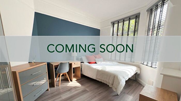 4 Bedroom House To Rent In Heald Place, Manchester, M14