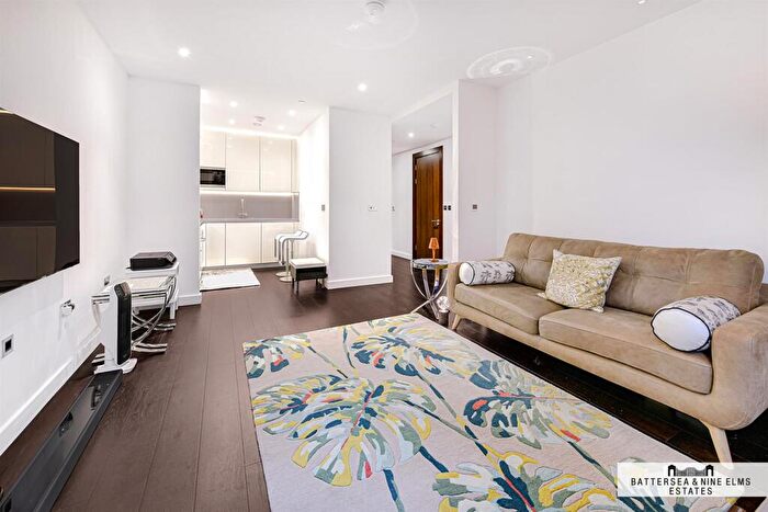 1 Bedroom Apartment For Sale In Glacier House, The Residence, SW11