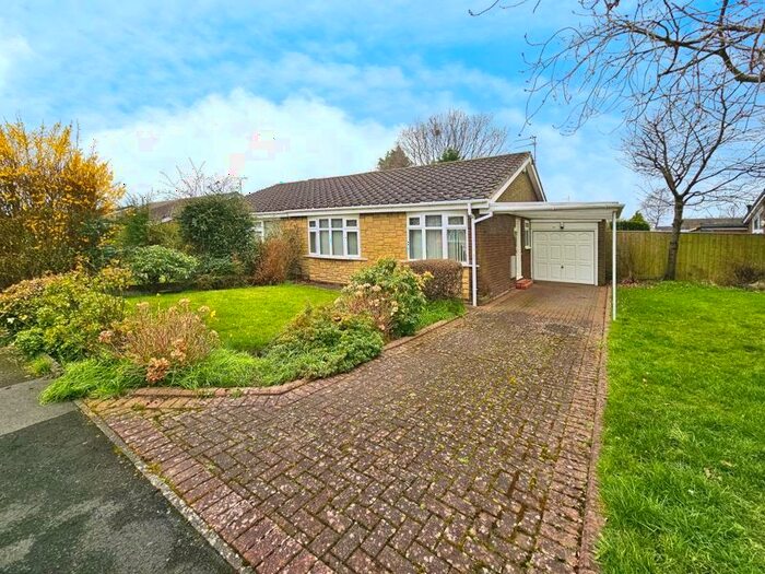 2 Bedroom Bungalow To Rent In Castle Way, Dinnington, Newcastle Upon Tyne, NE13