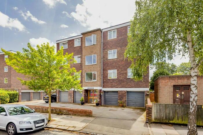 2 Bedroom Flat To Rent In Amherst Road, London, W13