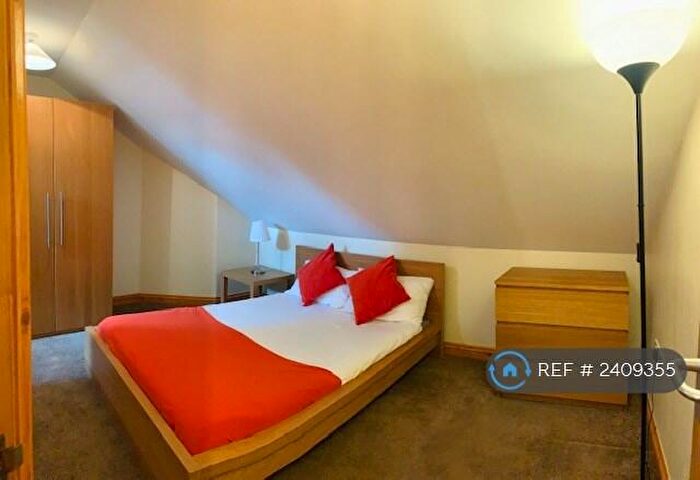 1 Bedroom Flat To Rent In Stanley Grove, Reading, RG1