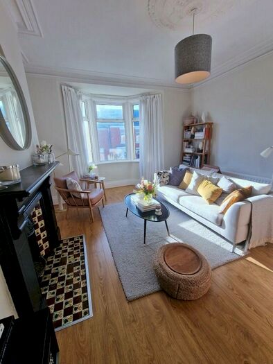3 Bedroom Flat To Rent In Delaval Terrace, Gosforth, Newcastle Upon Tyne, NE3