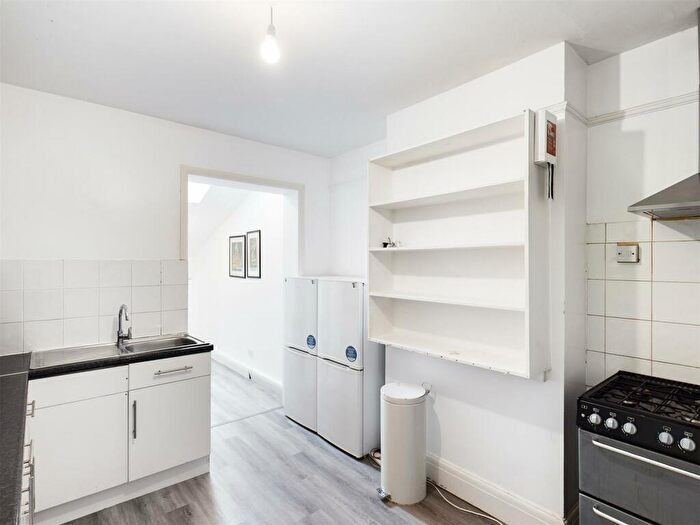 5 Bedroom Terraced House To Rent In Hartington Road, Brighton, BN2