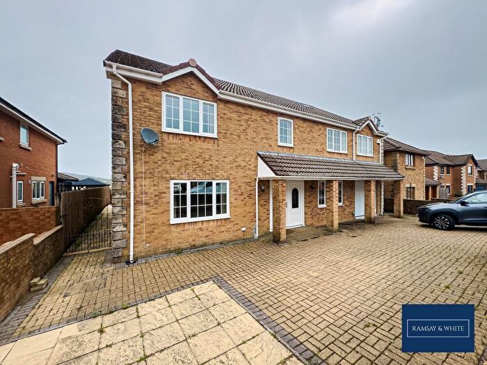 5 Bedroom Detached House To Rent In Clos Cribyn, Beacon Heights, Merthyr Tydfil, CF48
