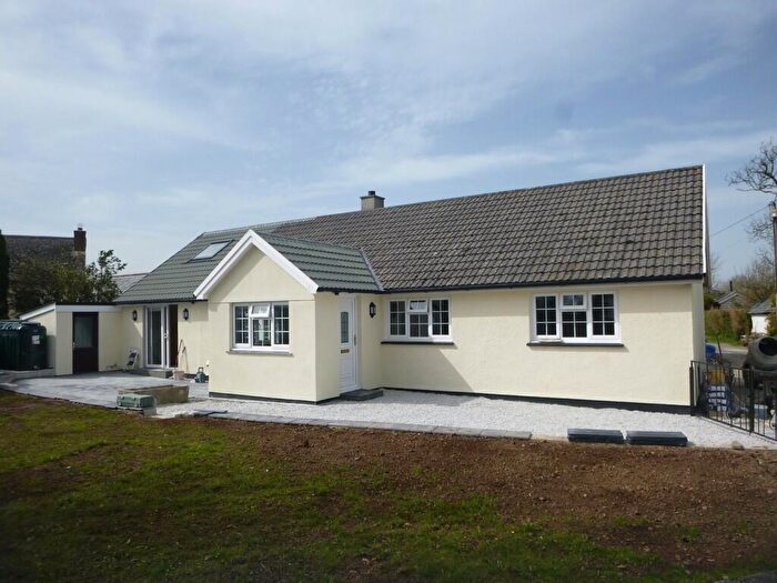 3 Bedroom Detached Bungalow To Rent In Week Green, Week St. Mary, EX22