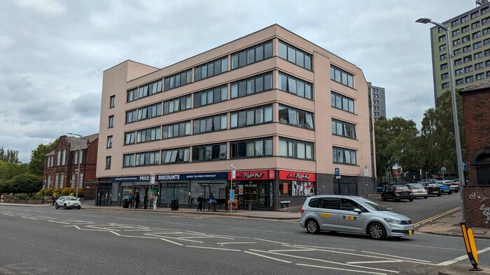 2 Bedroom Flat To Rent In Millbrook Street, Stockport, Greater Manchester, SK1