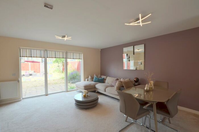 2 Bedroom Semi-Detached House To Rent In Martin Road, Trumpington., CB2