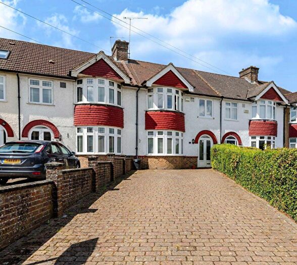 3 Bedroom Terraced House For Sale In Sunnybank, Warlingham, CR6