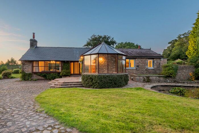 5 Bedroom Detached House For Sale In River View Cottage, Burrow, LA6