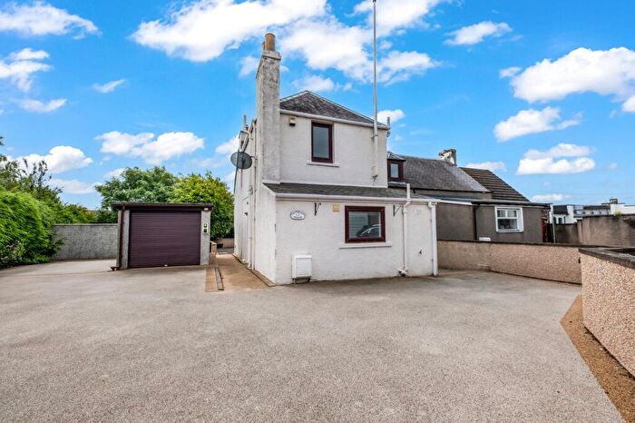 3 Bedroom Semi-Detached House For Sale In Windygates Road, Leven, KY8
