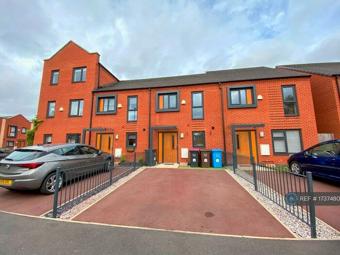 2 Bedroom Terraced House To Rent In Scanlon Lane, Salford, M5