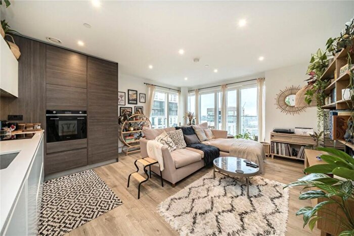 2 Bedroom Flat For Sale In Anderson Road, Kidbrooke, SE3