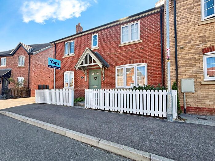 3 Bedroom End Of Terrace House For Sale In Portus Lane, Dunholme, LN2