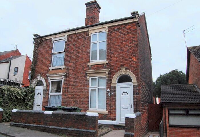 2 Bedroom Semi-Detached House To Rent In Corser Street, Dudley, DY1