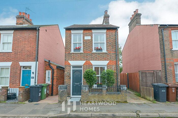 2 Bedroom Detached House For Sale In Upper Culver Road, St. Albans, AL1