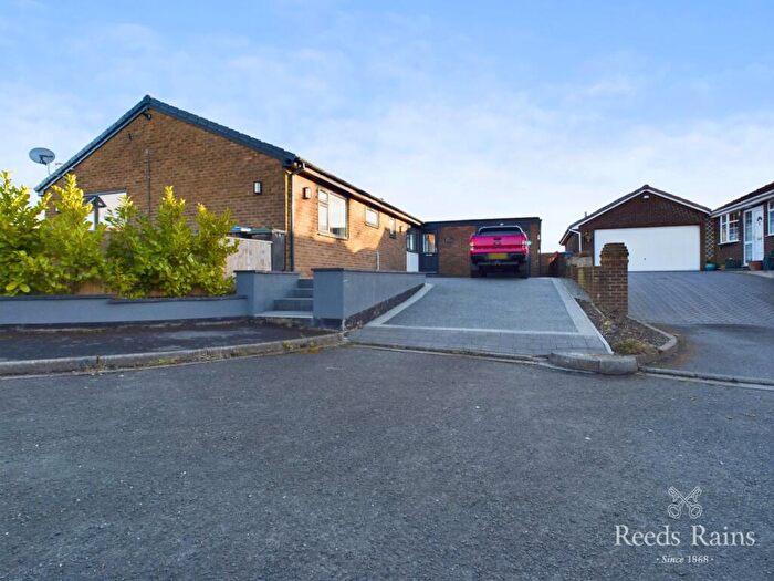 3 Bedroom Bungalow For Sale In The Croft, Kirk Merrington, Spennymoor, Durham, DL16