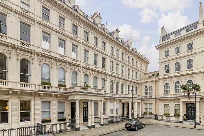 2 Bedroom Flat To Rent In Lancaster Gate, London, W2