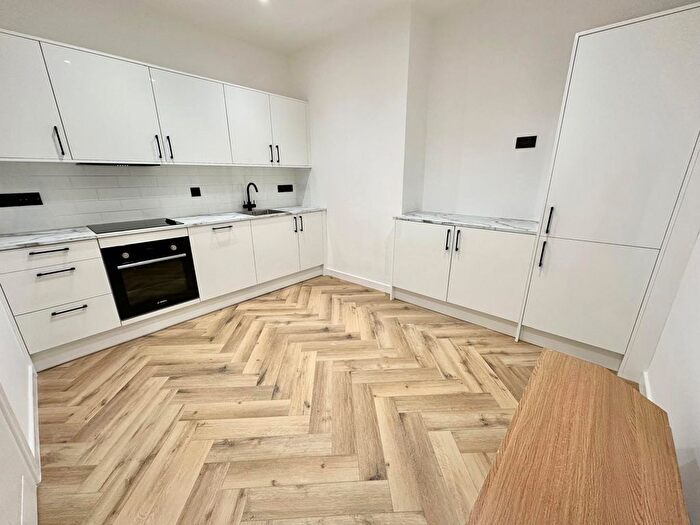 1 Bedroom Flat To Rent In Manchester Road, Altrincham, WA14