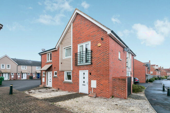 1 Bedroom Cluster House To Rent In Appleton Drive, Marnel Park, RG24