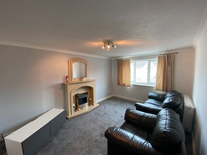 2 Bedroom Flat To Rent In Hamilton Court, Blackpool, FY1