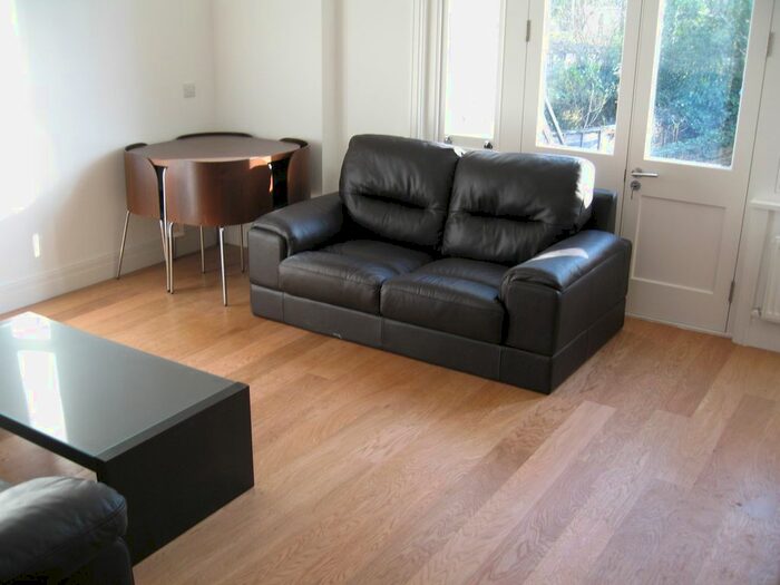 1 Bedroom Flat To Rent In Very Near Grange Park Triangle Area, Ealing Broadway South, W5