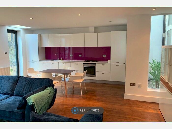 2 Bedroom Flat To Rent In Gaskarth Road, London, SW12