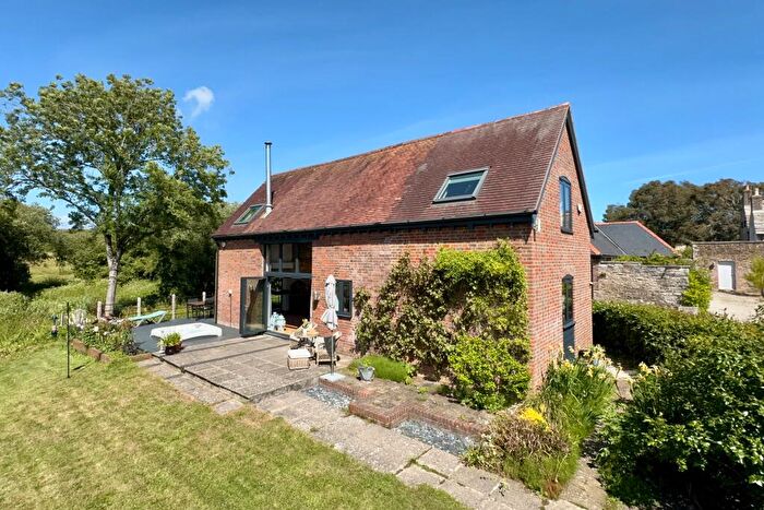 2 Bedroom Detached House For Sale In Woodyhyde, Nr Corfe Castle, BH20