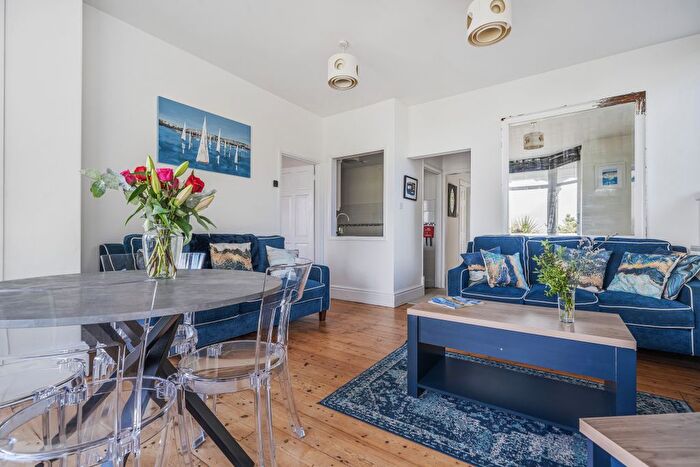 2 Bedroom Flat For Sale In Horizon Flat, Tremorna, Wheal Margery, Carbis Bay, TR26